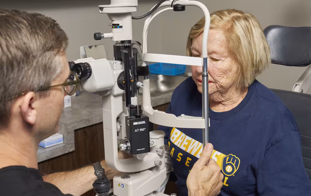 Ophthalmology Associates S.C. macular degeneration eye exam slit lamp test